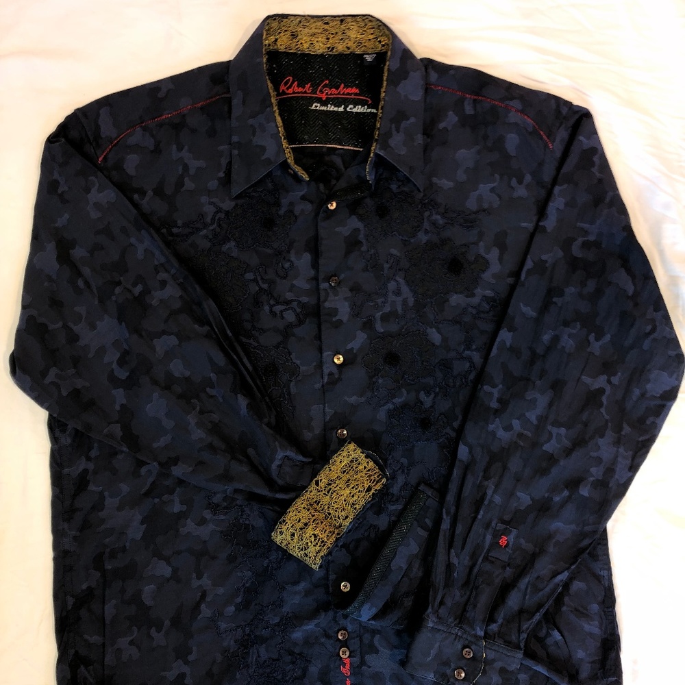 Robert Graham Limited Edition